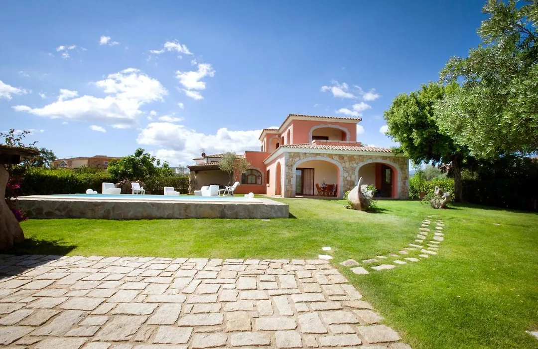 Villa Cedrino-1